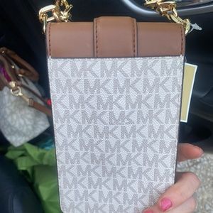 Michael kor purse